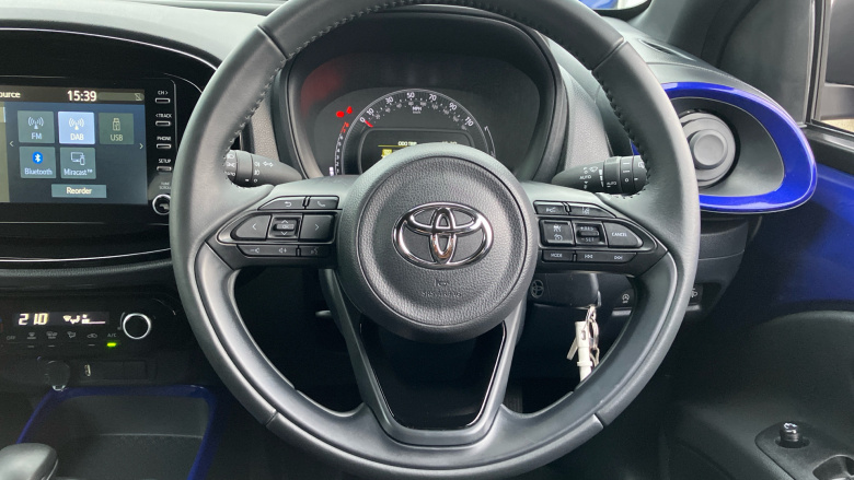 Toyota Aygo X 1.0 VVT-i Edge 5dr Auto Petrol Hatchback